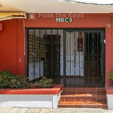 Apartment Pass The Keys Cozy In Heart Of Nueva Andalucia