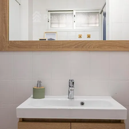 Pass The Keys Cozy In Heart Of Nueva Andalucia Apartment Marbella