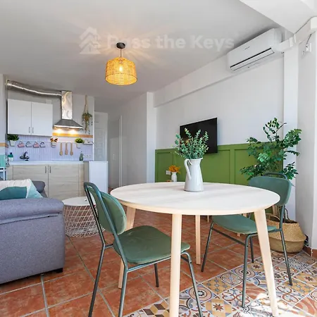 Apartment Cozy In Heart Of Nueva Andalucia - Pass The Keys Marbella