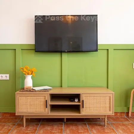 Cozy In Heart Of Nueva Andalucia - Pass The Keys *