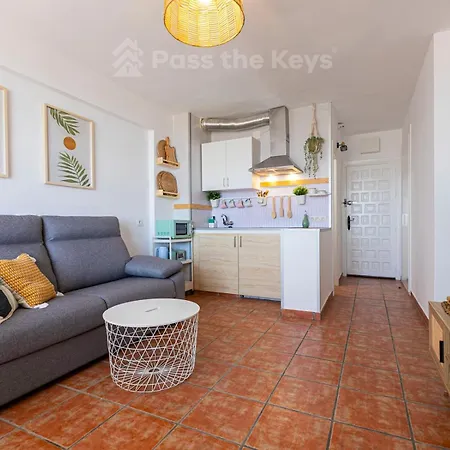Cozy In Heart Of Nueva Andalucia - Pass The Keys